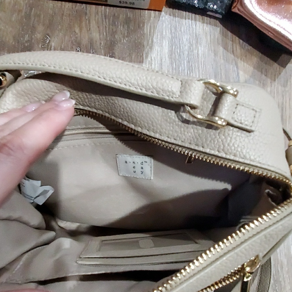 Small Purse - Picture 3 of 3
